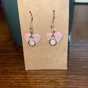 Gold earrings with pink heart